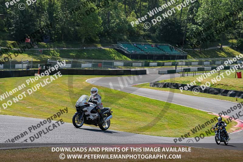 cadwell park;cadwell park photographs;cadwell trackday photographs;enduro digital images;event digital images;eventdigitalimages;peter wileman photography;racing digital images;trackday digital images;trackday photos